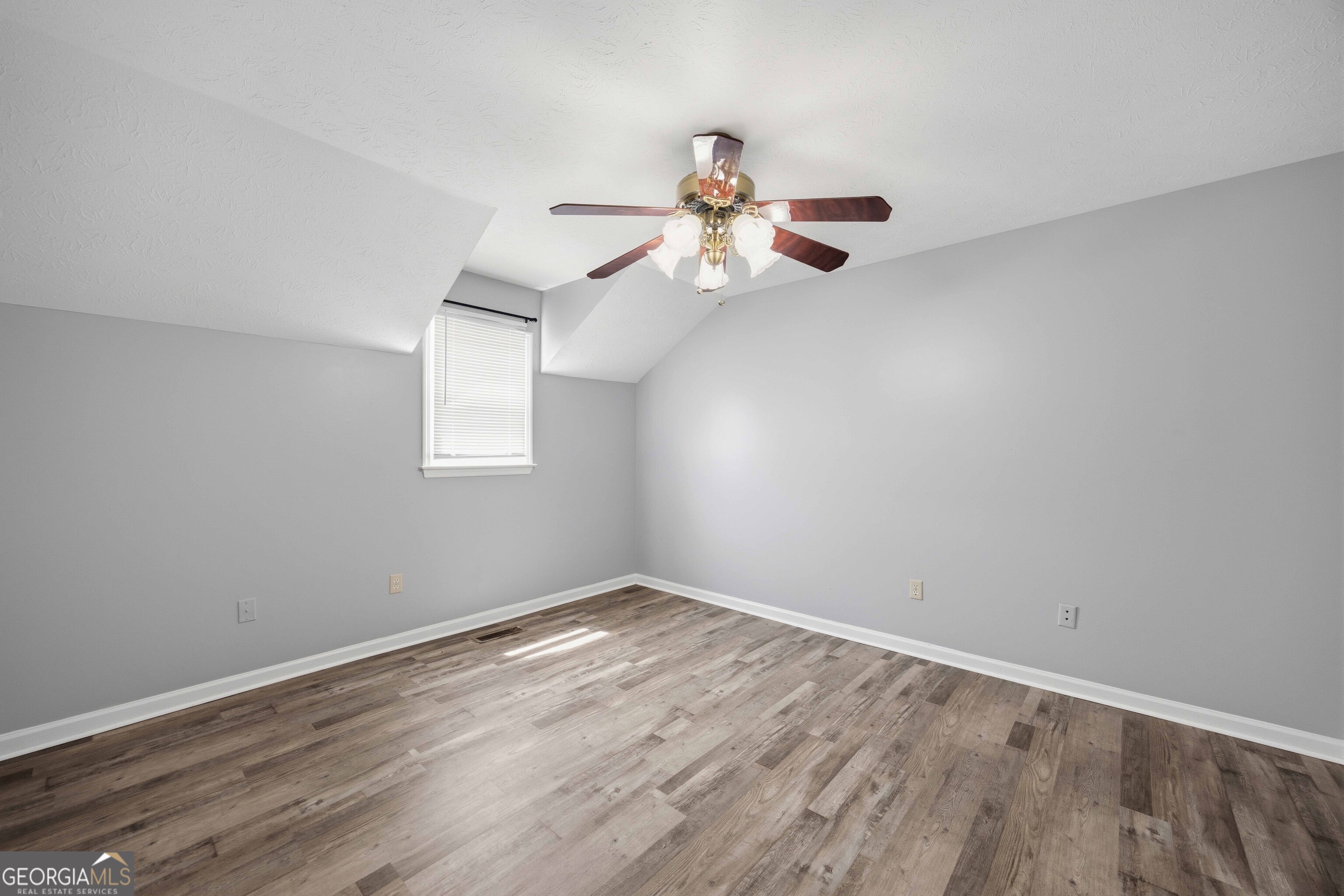 7164 Daisy Street Property Photo 23