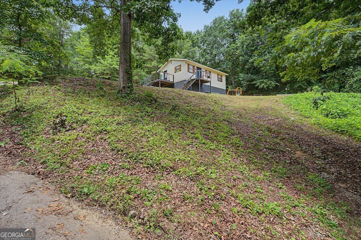 211 John White Road Nw Property Photo 4