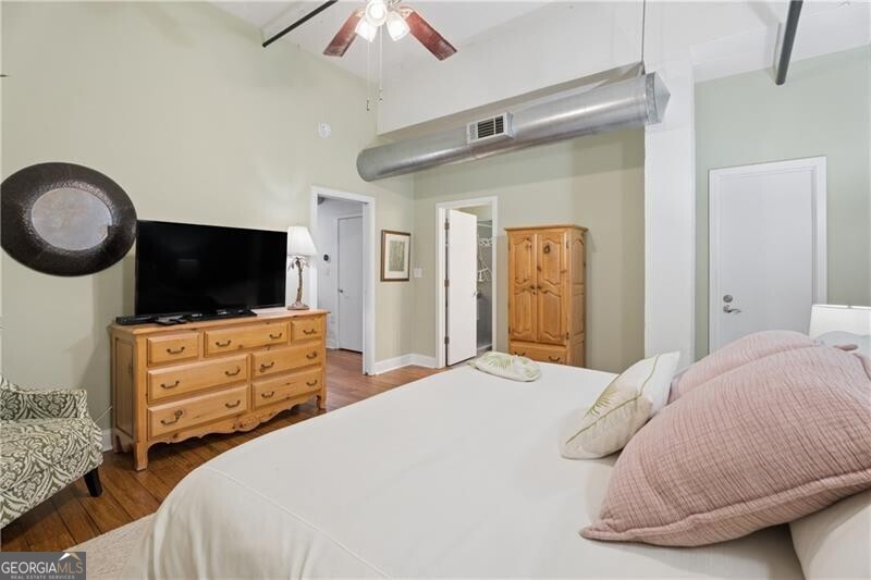 1601 Liberty Lane Property Photo 13