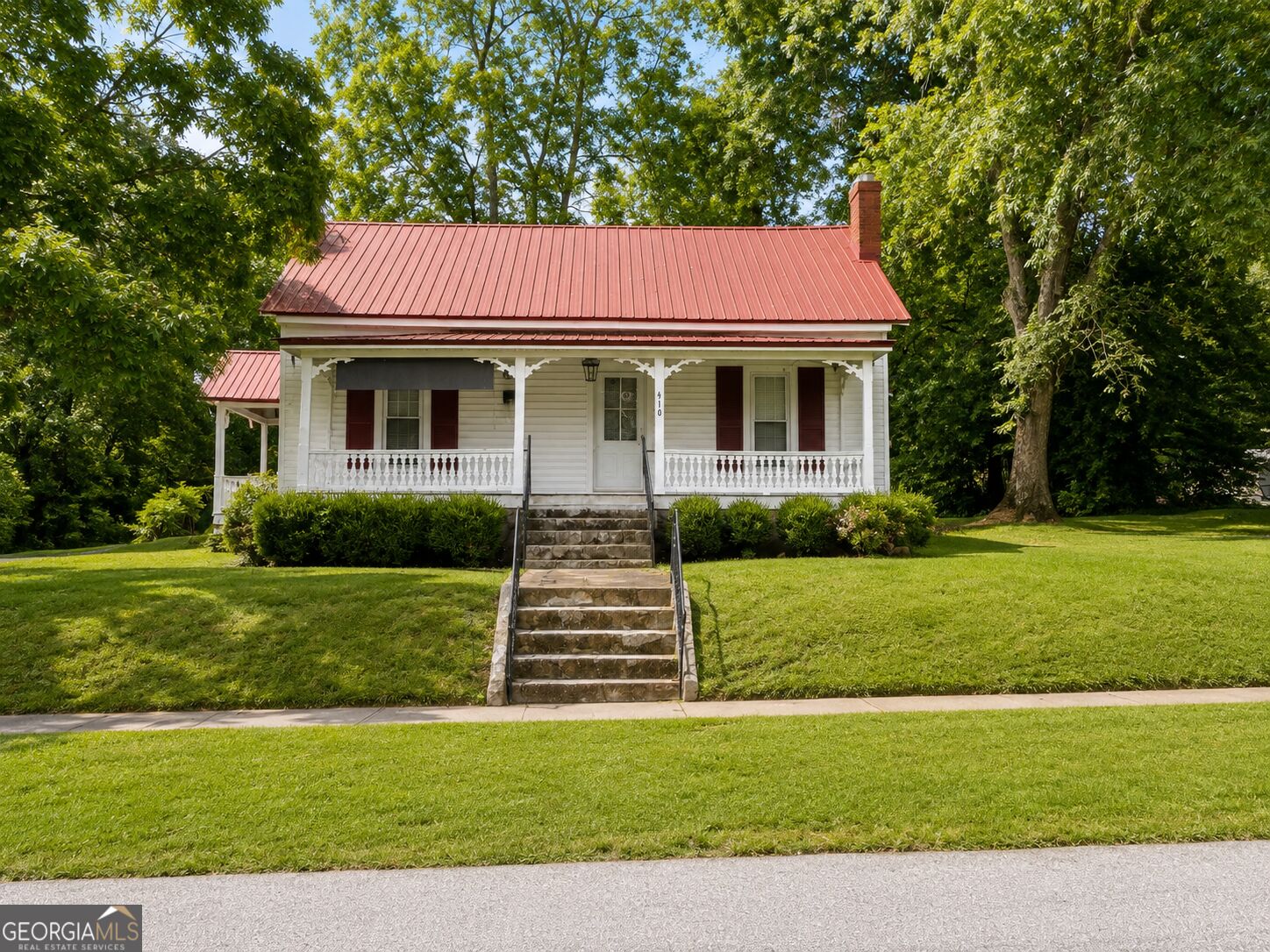 410 Zebulon Street Property Photo 1