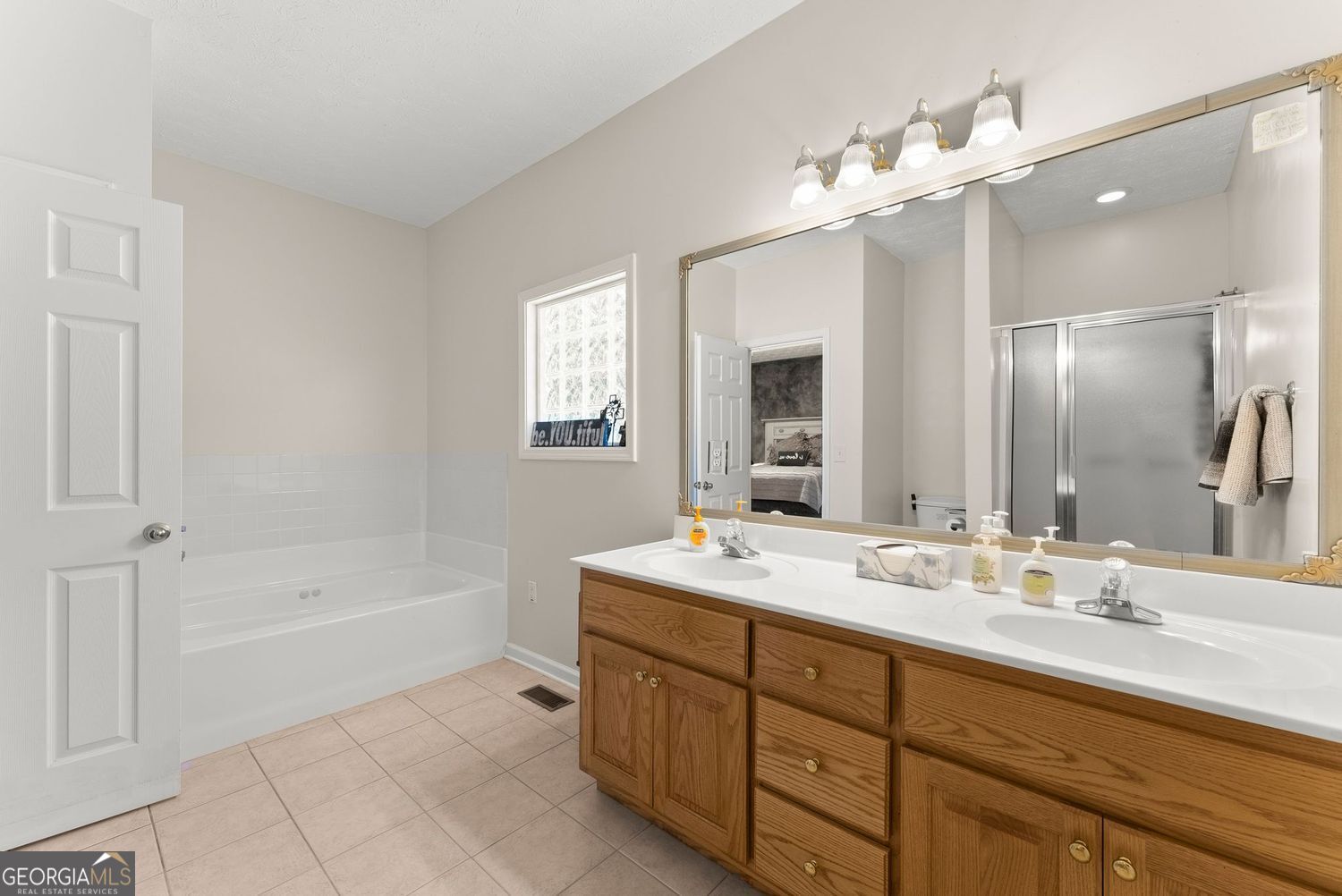 3322 Barry Lane Property Photo 20