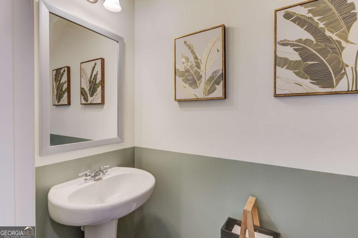 60 Thetford Way Property Photo 17