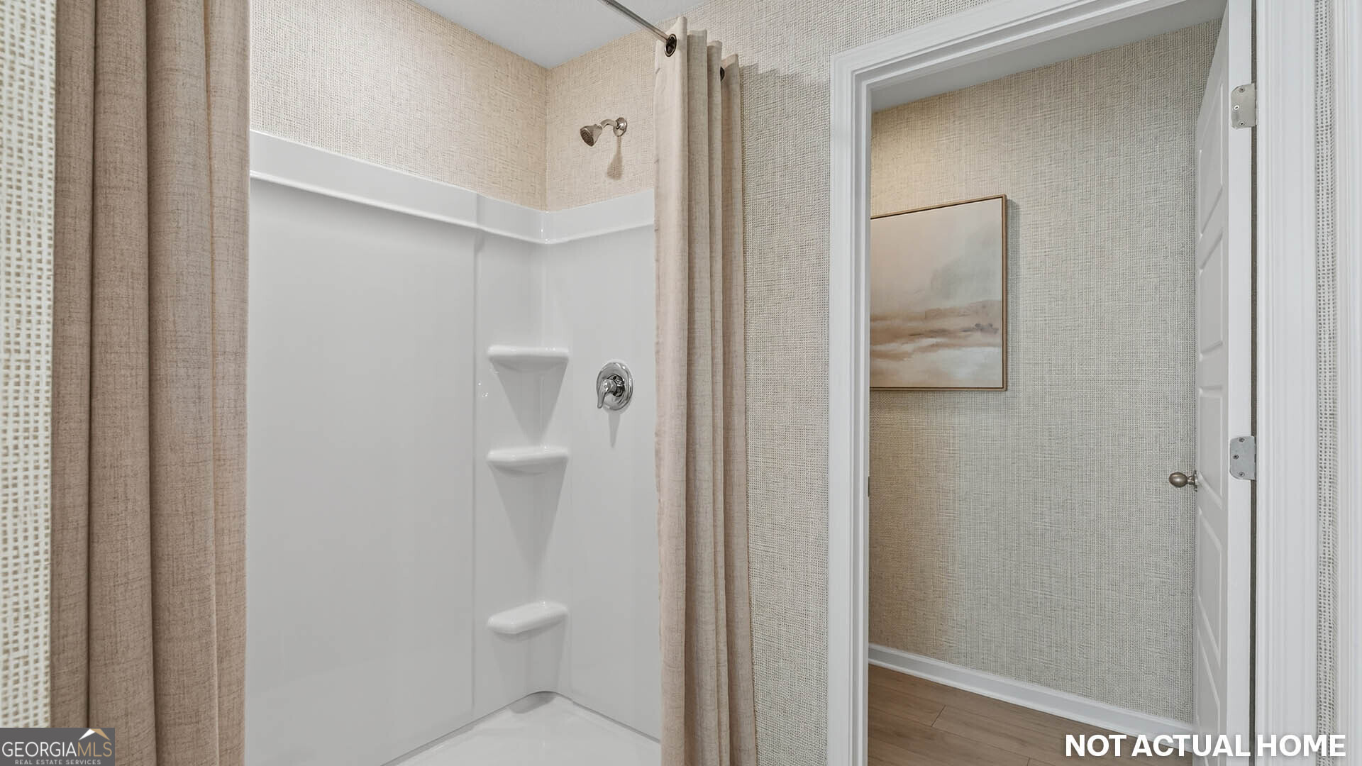 121 Red Oak Court Property Photo 16