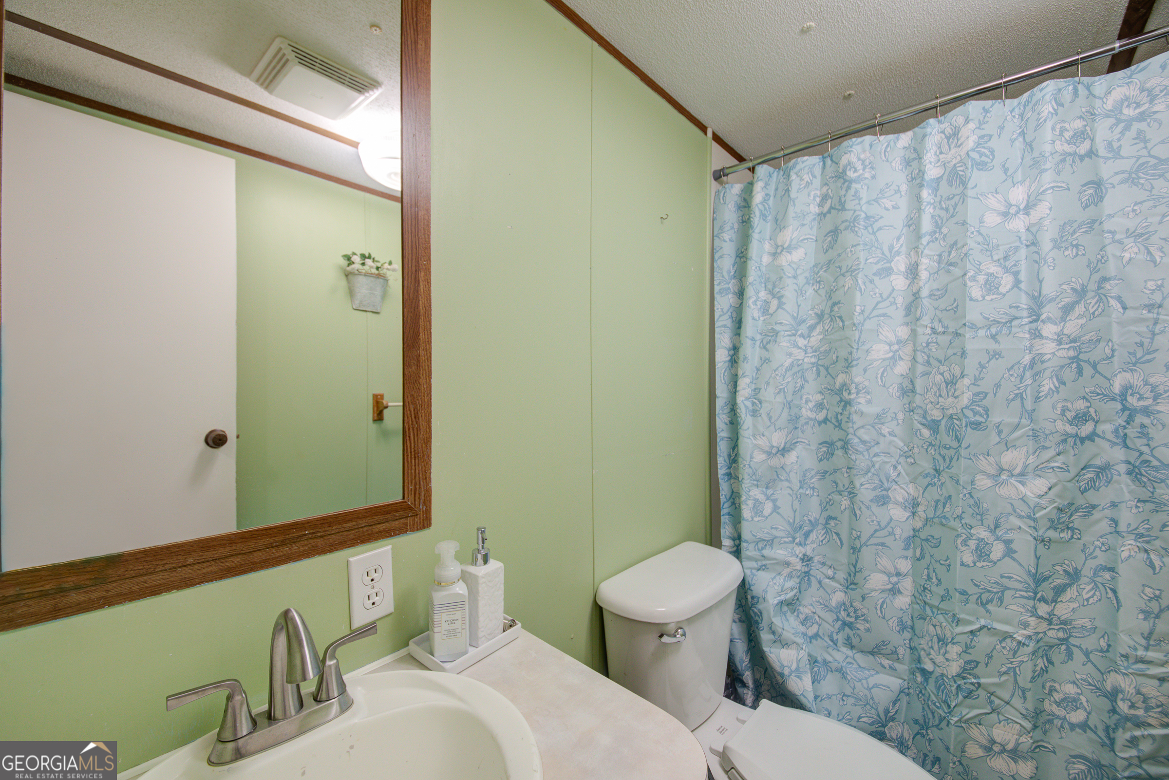 716 Hawkins Road Property Photo 15
