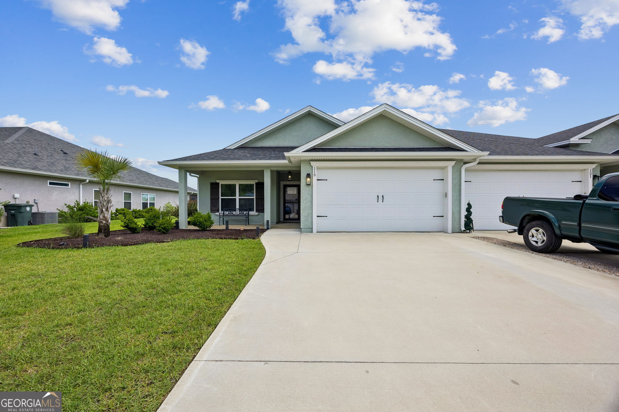 119 The Villas Way Property Photo 3