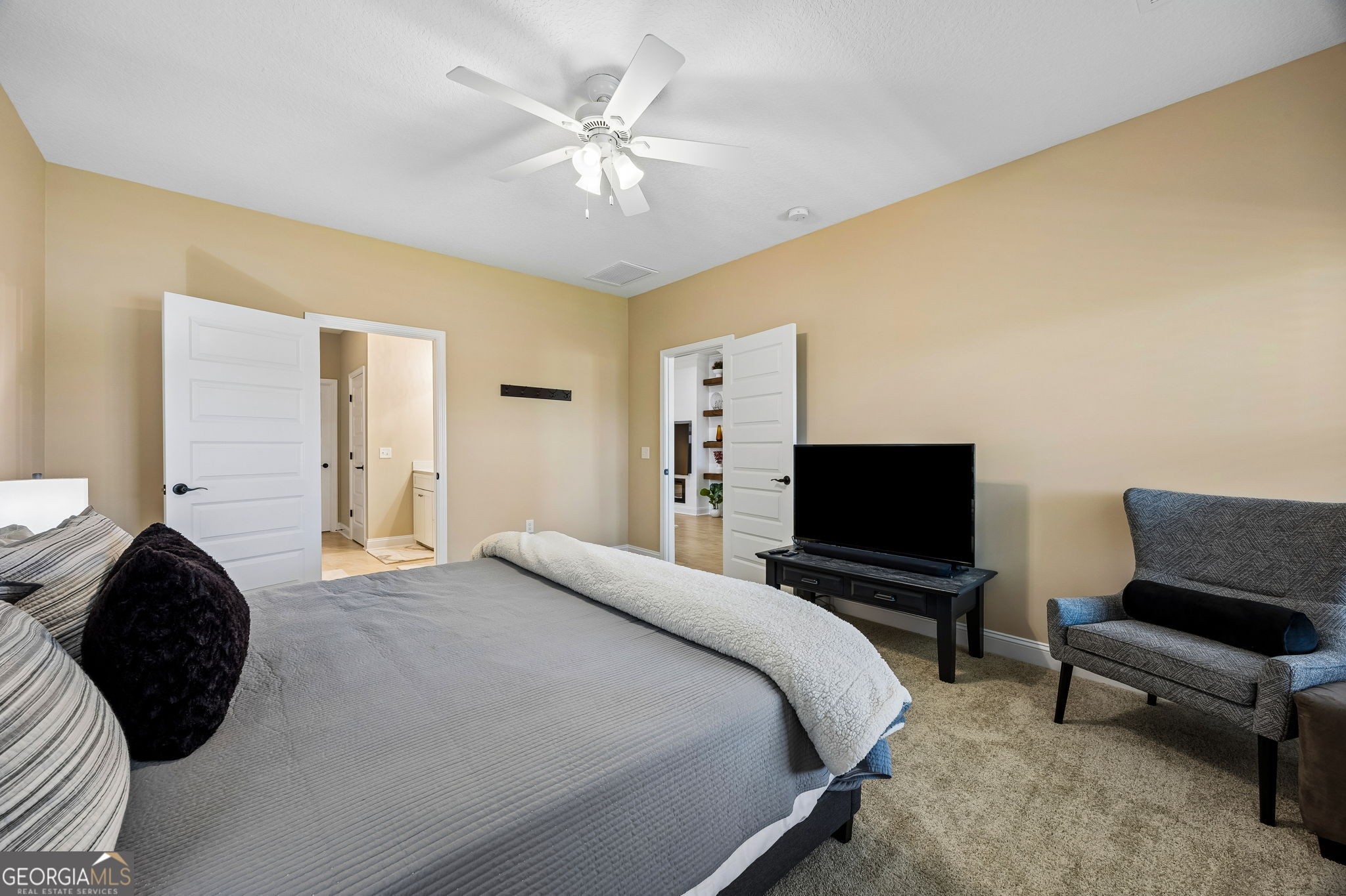 119 The Villas Way Property Photo 23