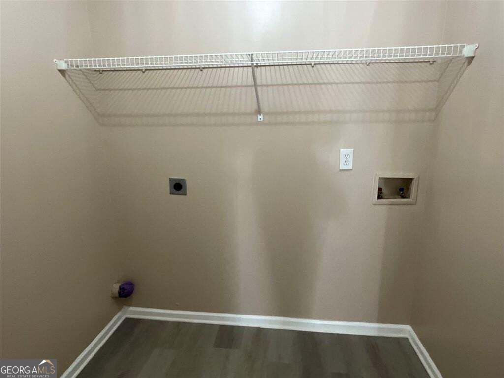 2043 Newton Estates Drive Property Photo 10