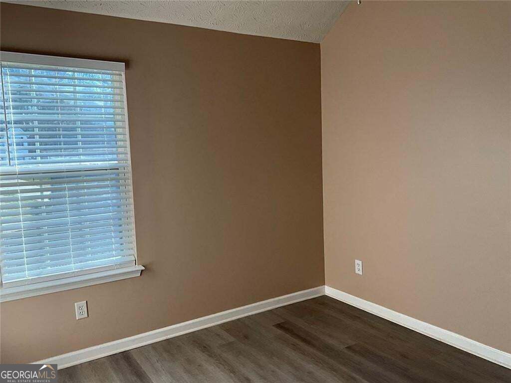 2043 Newton Estates Drive Property Photo 21