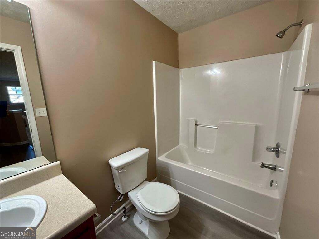 2043 Newton Estates Drive Property Photo 24