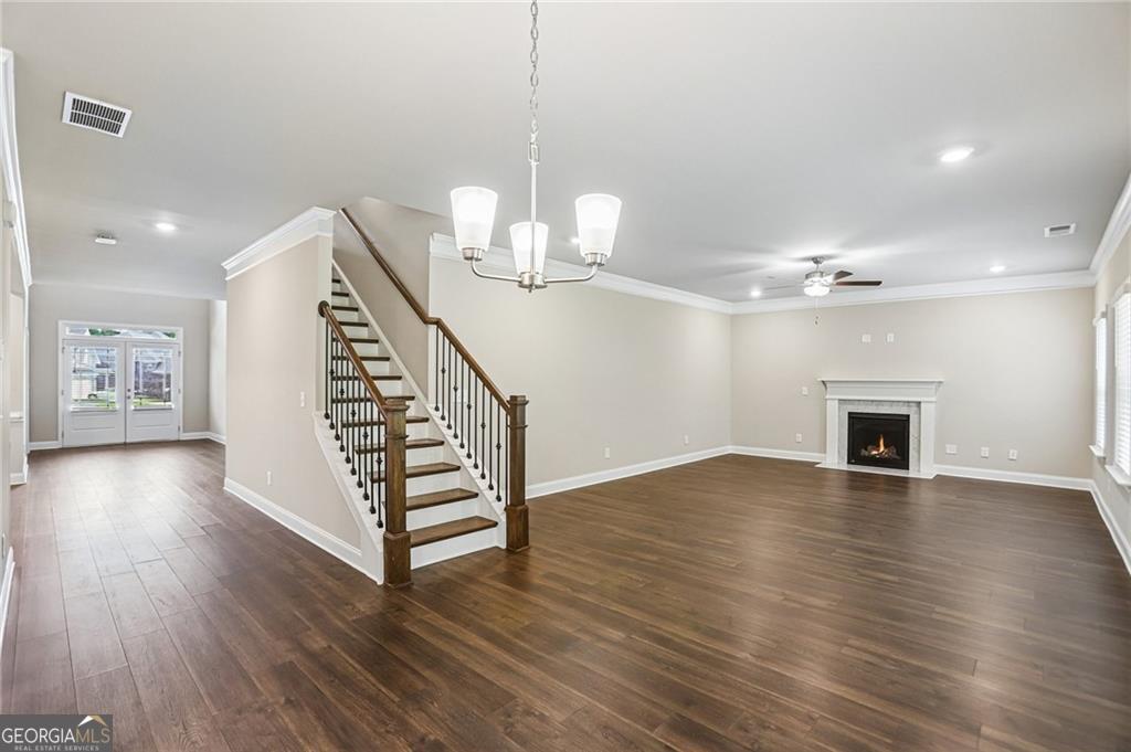 525 Gregs Place Property Photo 13