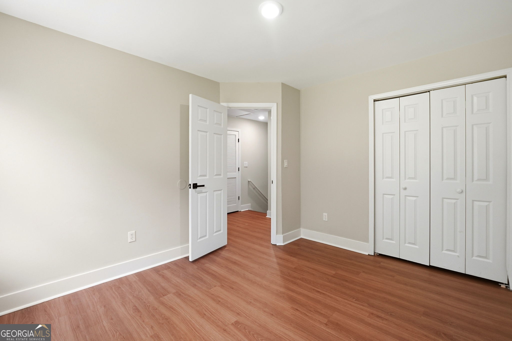 6496 Drake Manor Property Photo 24