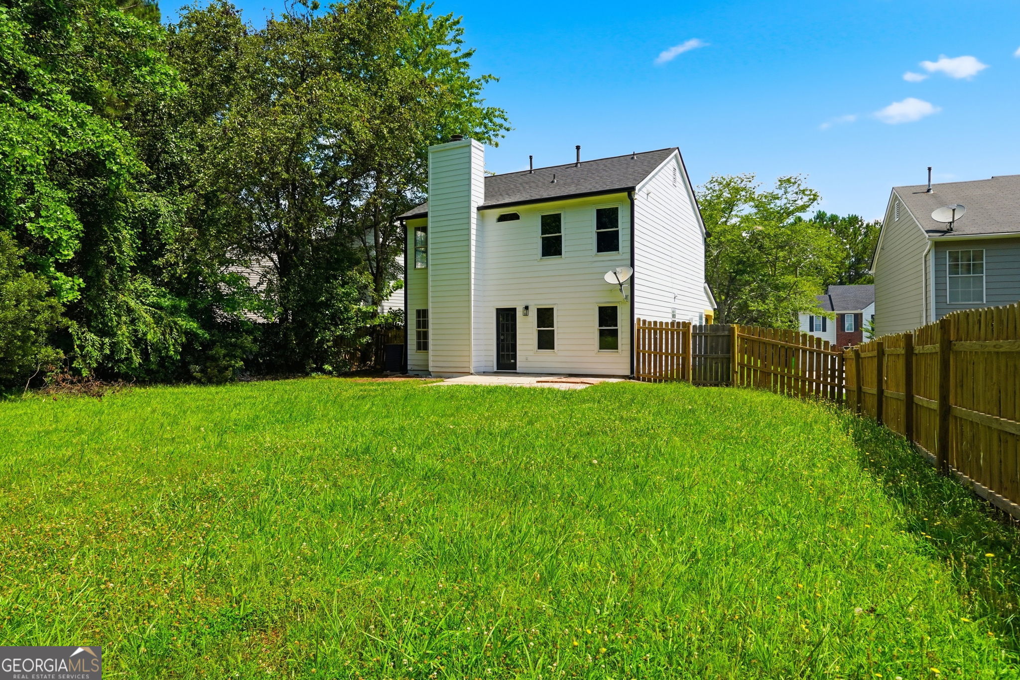 6496 Drake Manor Property Photo 36