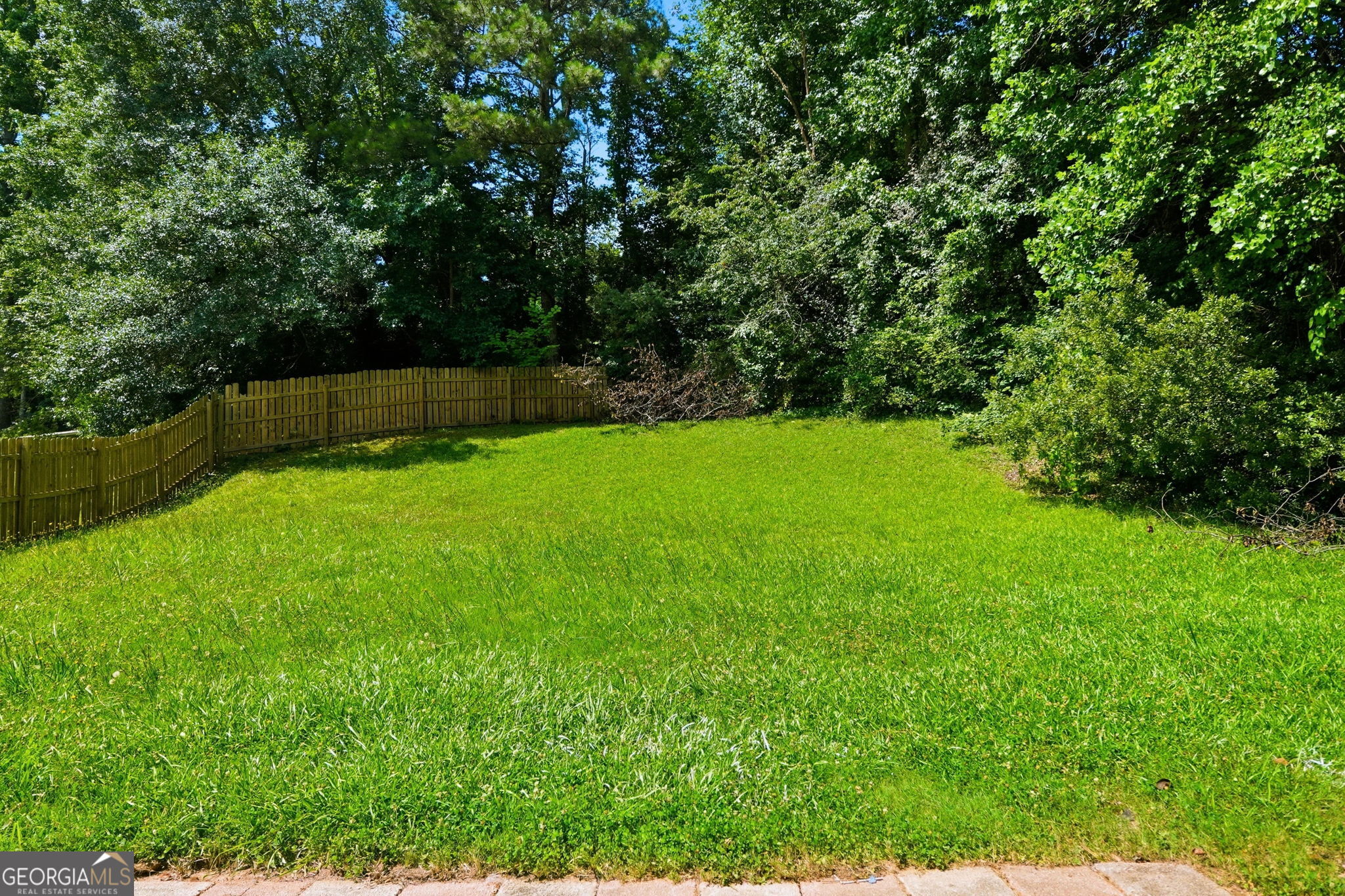 6496 Drake Manor Property Photo 37