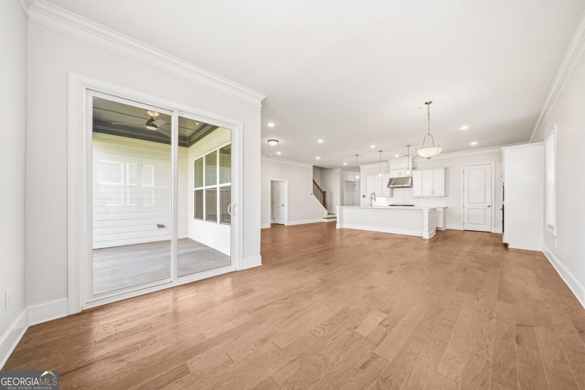 261 Vinca Circle Nw Property Photo 4