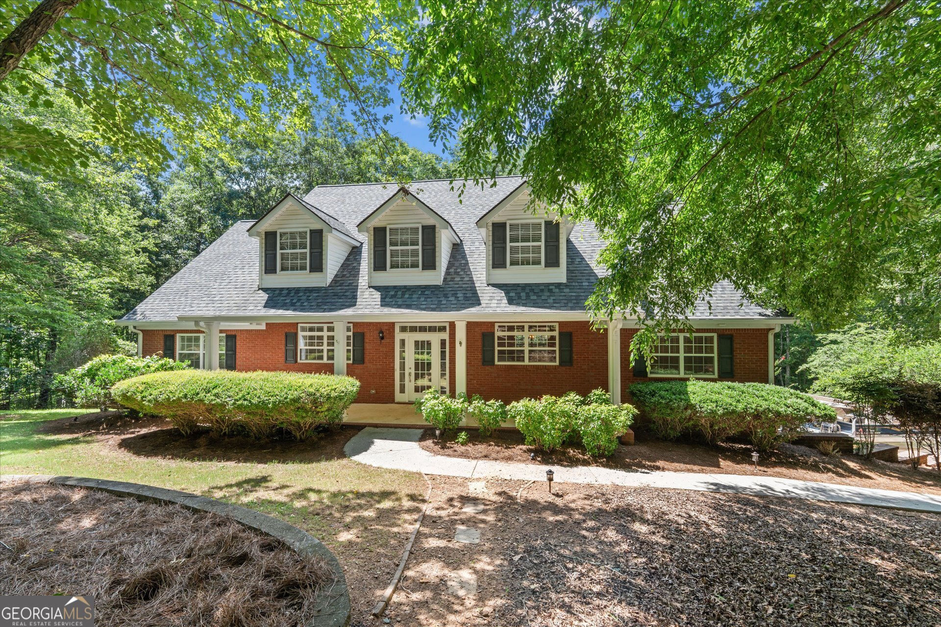 5149 Woodmond Drive Property Photo 1