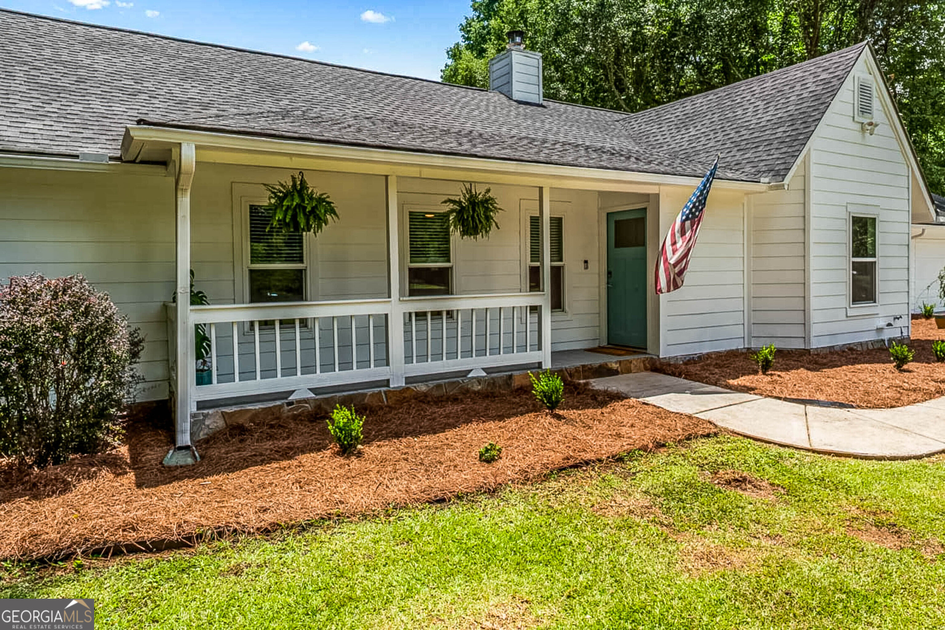135 Dixie Lane Property Photo 8