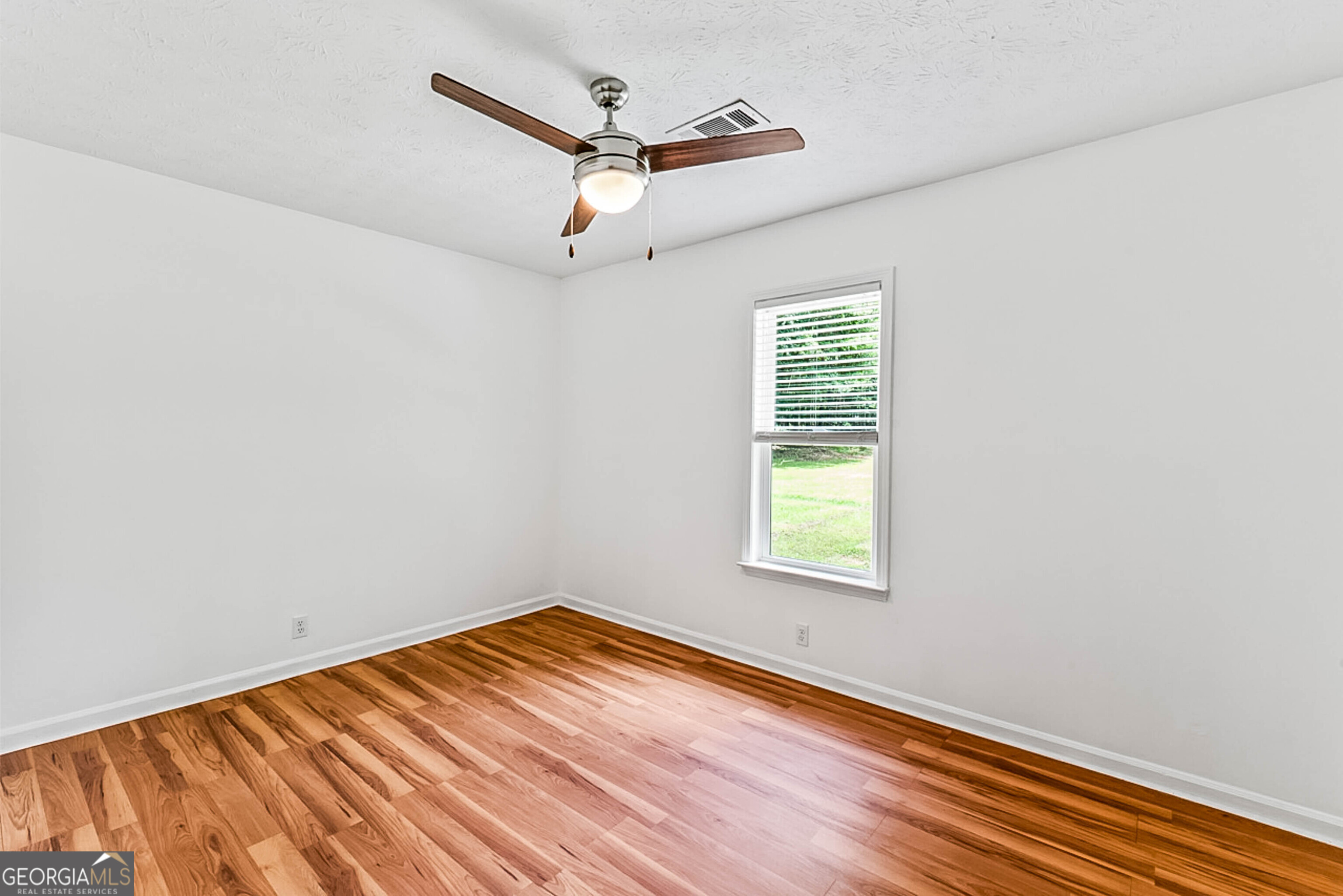 135 Dixie Lane Property Photo 34