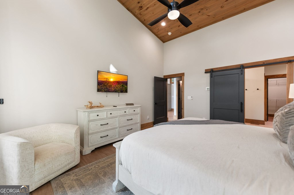 177 Creekside Landing Property Photo 16