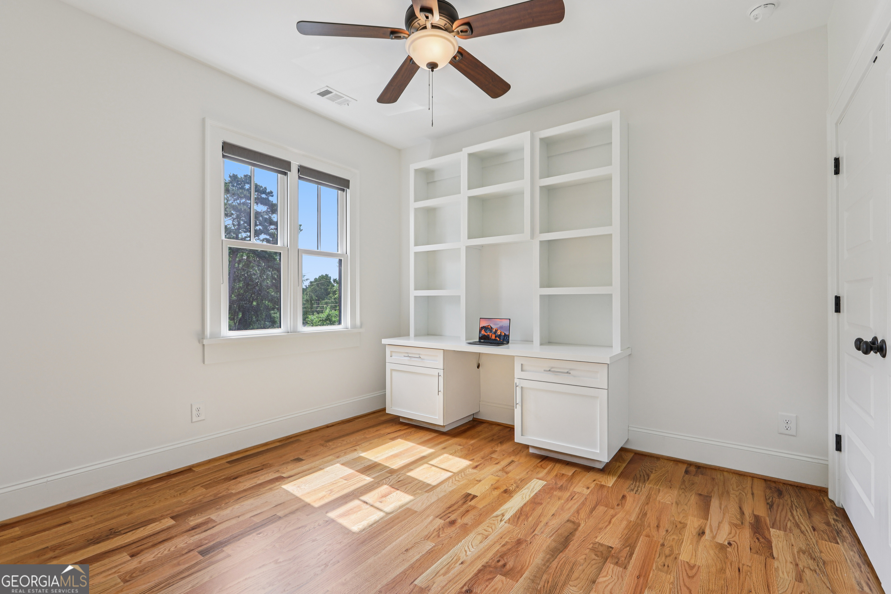 2875 Joyce Avenue Property Photo 32