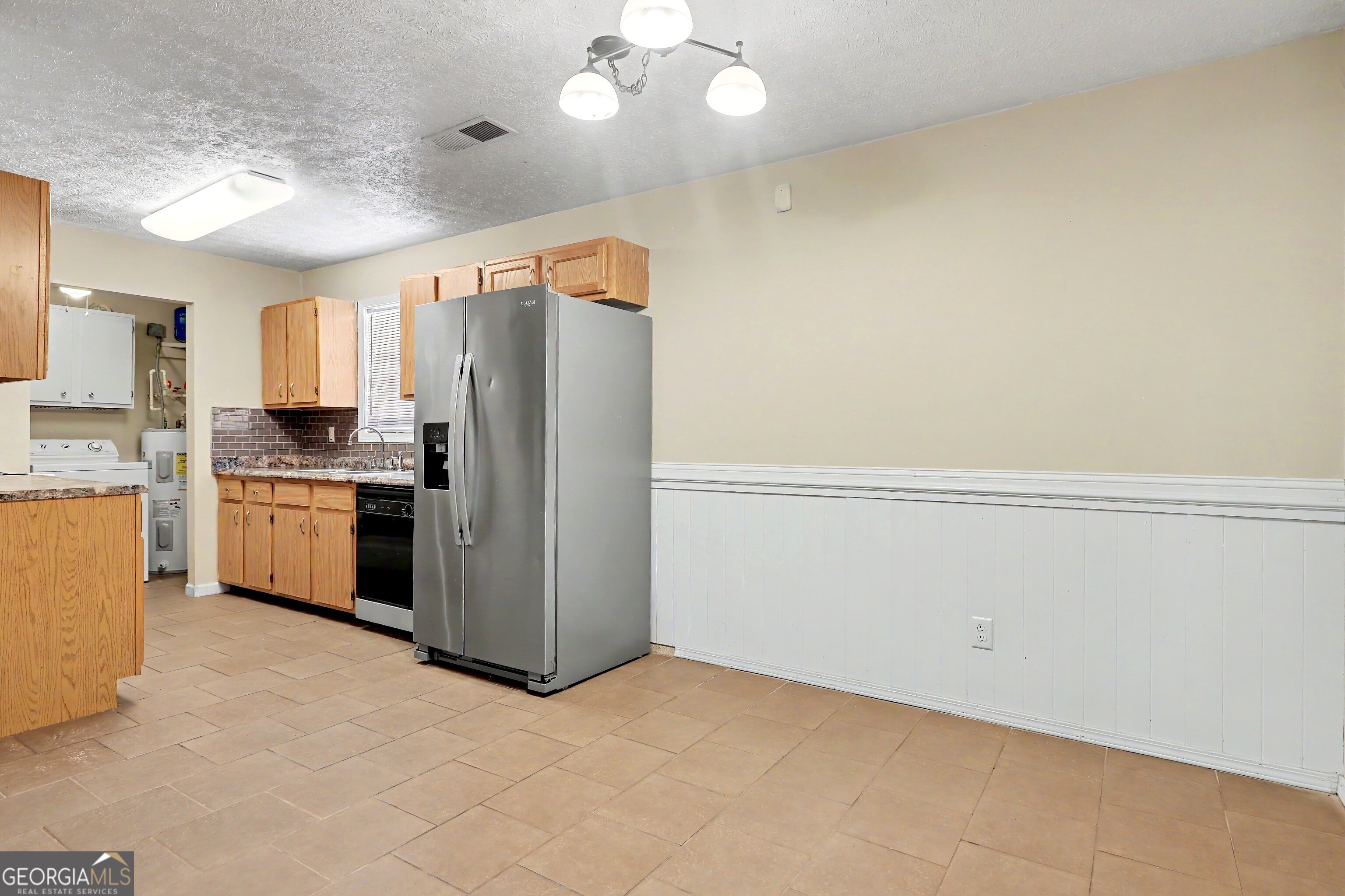250 Short Road Property Photo 6