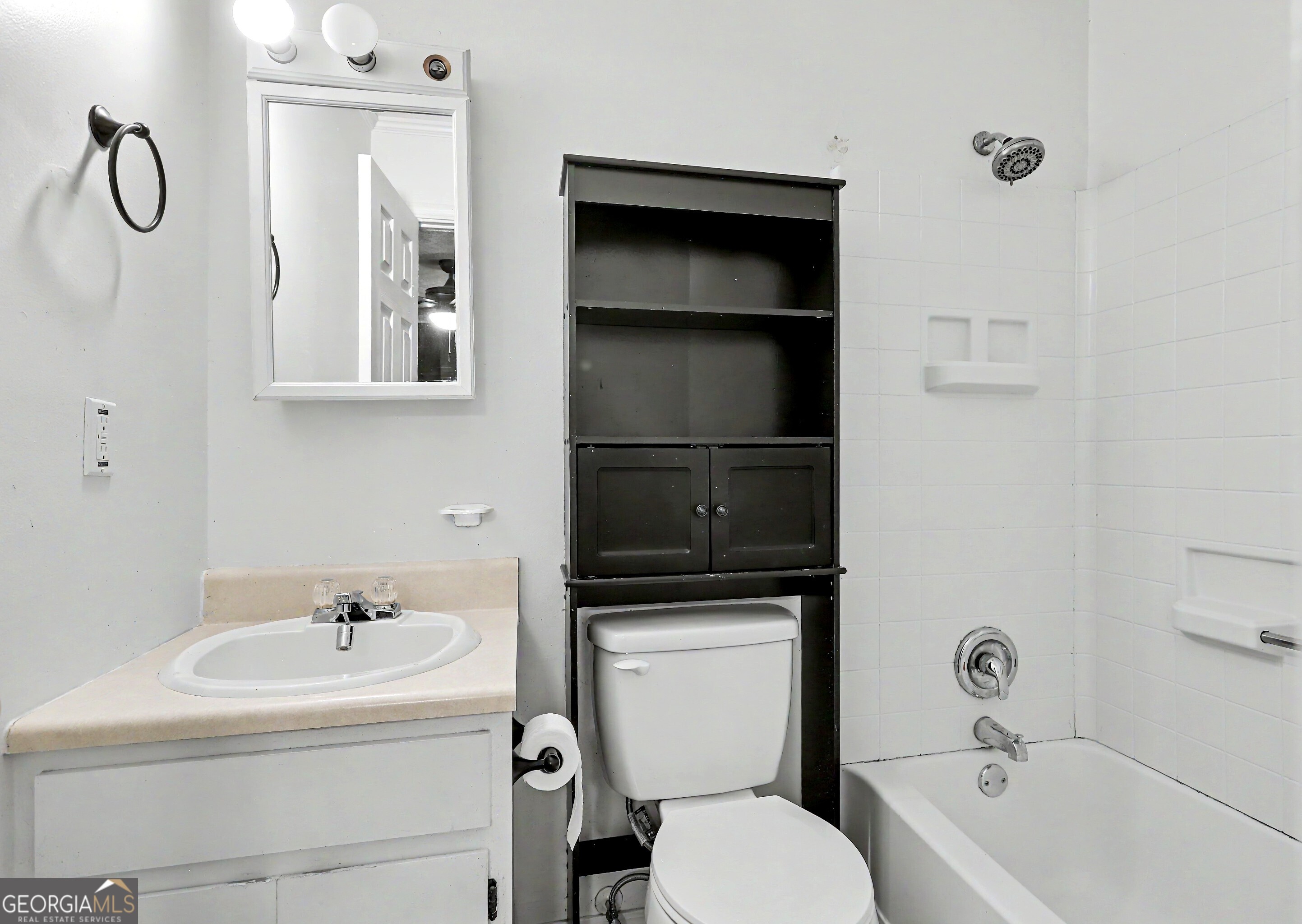 250 Short Road Property Photo 16