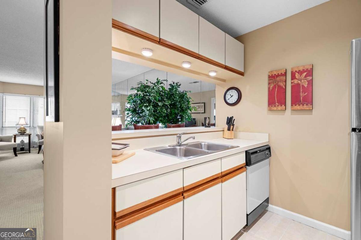 244 13th Street Ne # 107 Property Photo 11