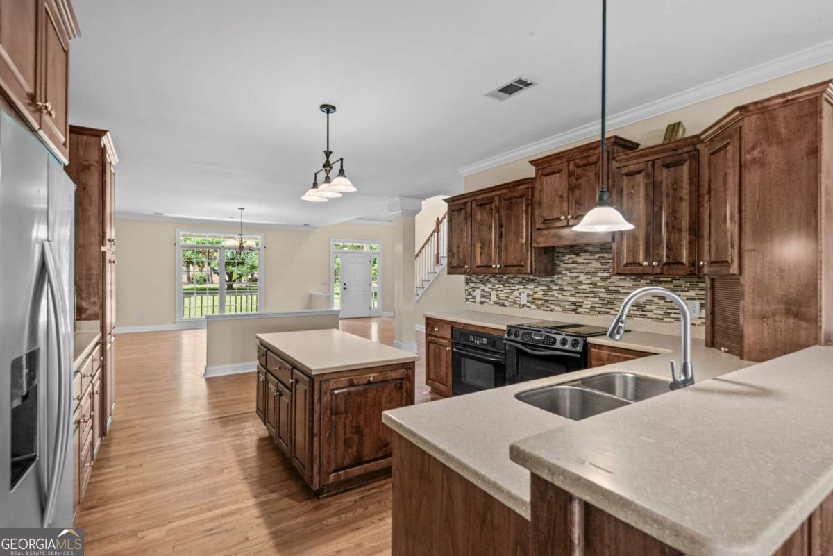 144 Sinclair Circle Property Photo 18