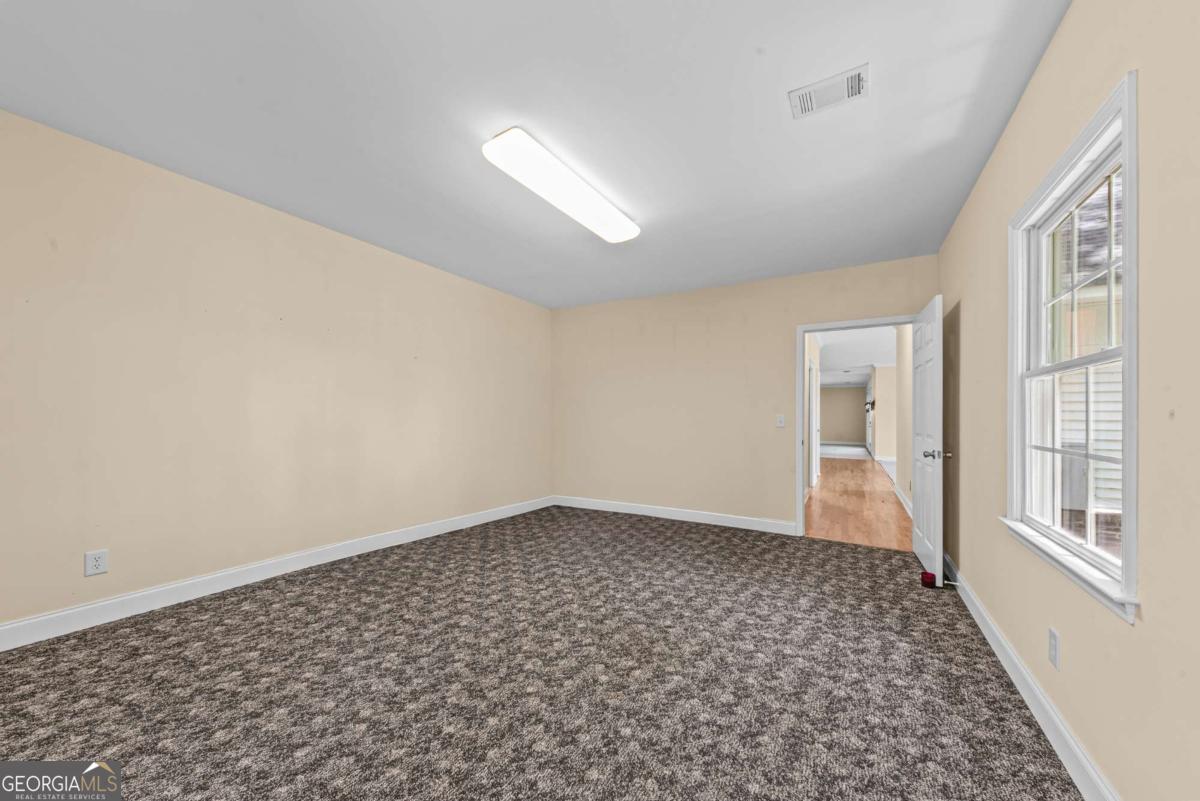 144 Sinclair Circle Property Photo 23