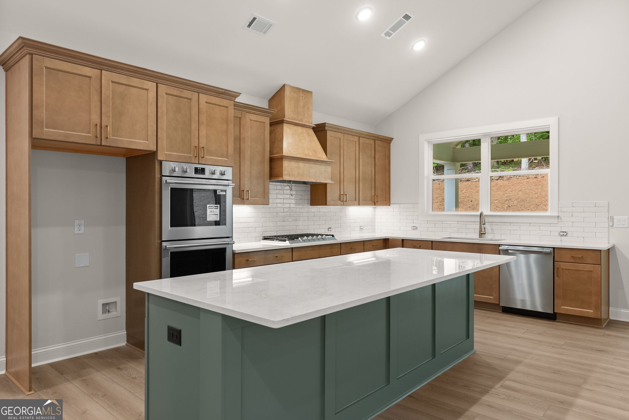 708 Plum Lane Property Photo 16