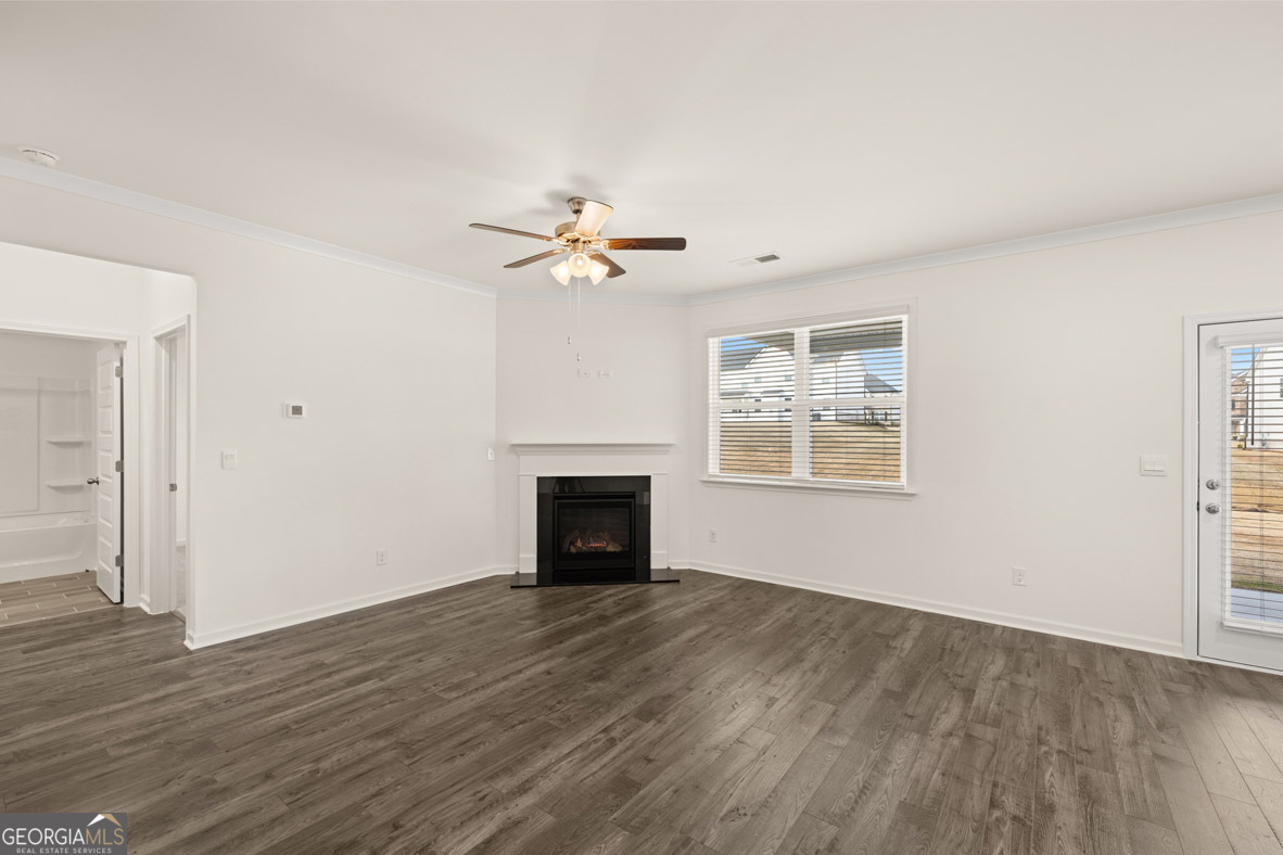 3099 Champions Way Property Photo 10