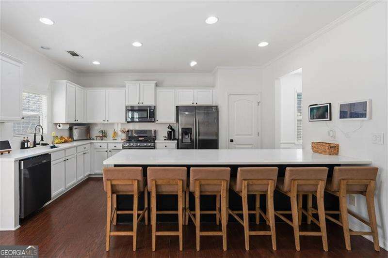 1675 Cedar Mill Drive Property Photo 4