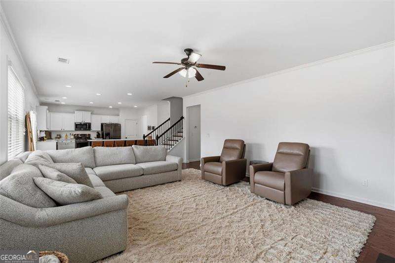 1675 Cedar Mill Drive Property Photo 11