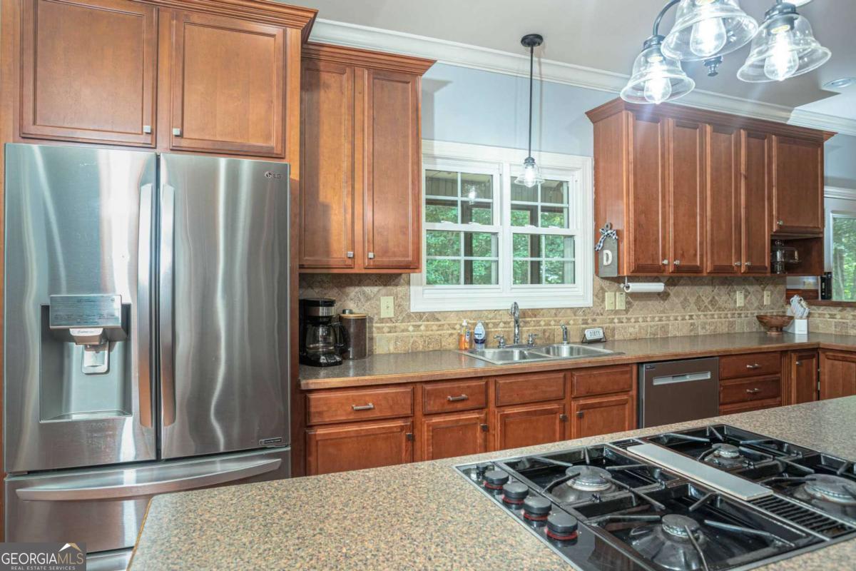 3627 E Hall Road Property Photo 19