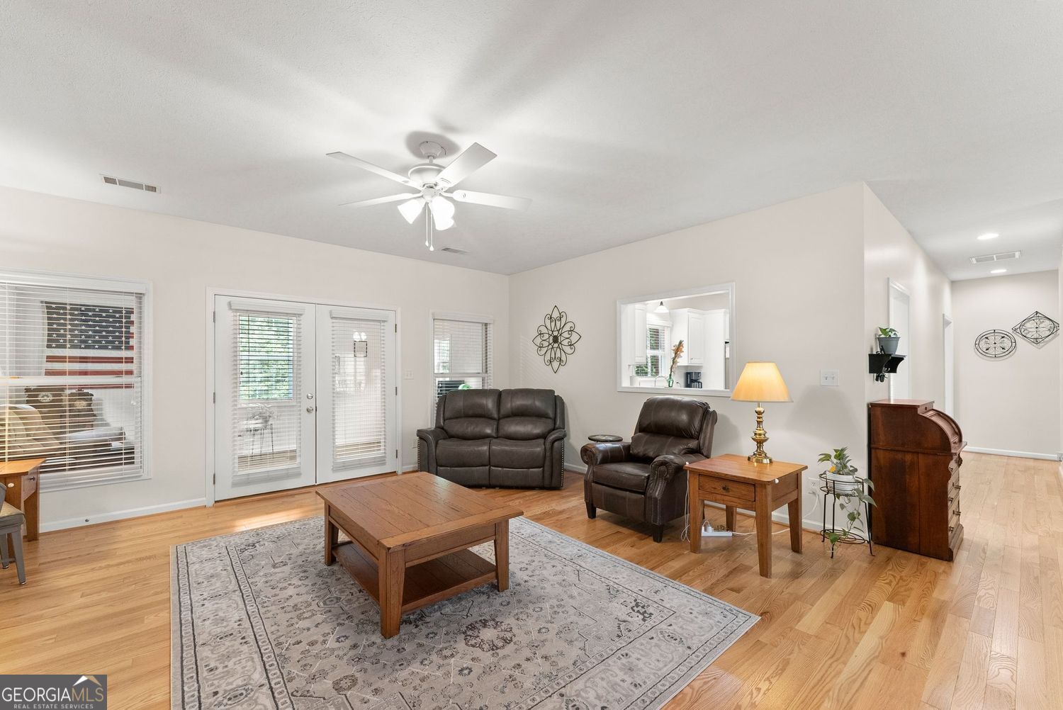 1020 Easy Street Property Photo 7