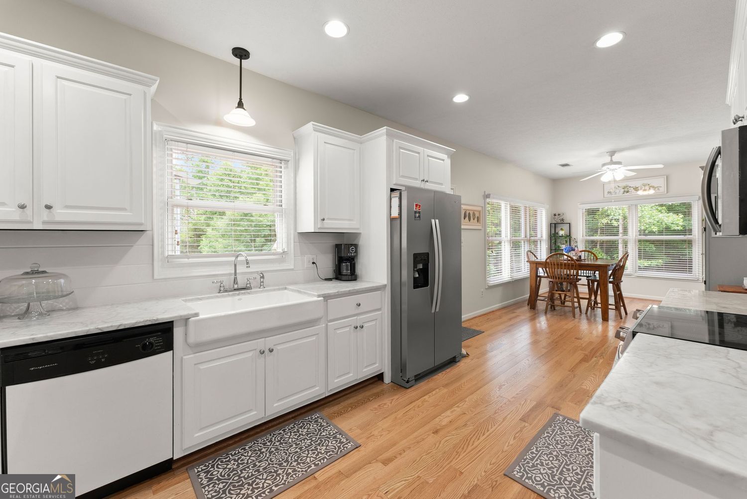 1020 Easy Street Property Photo 15
