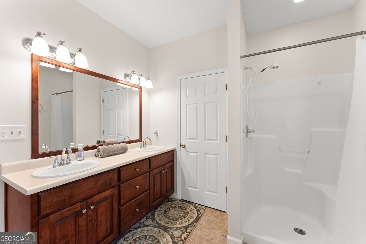 1020 Easy Street Property Photo 23