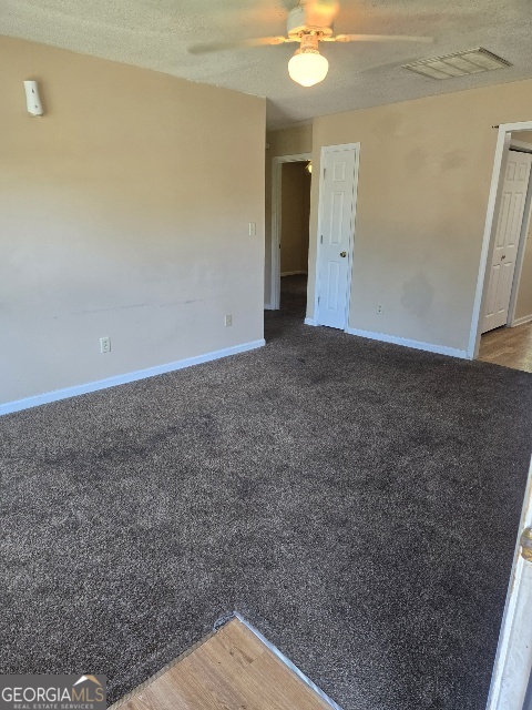 2317 Laura Court Ne Property Photo 4