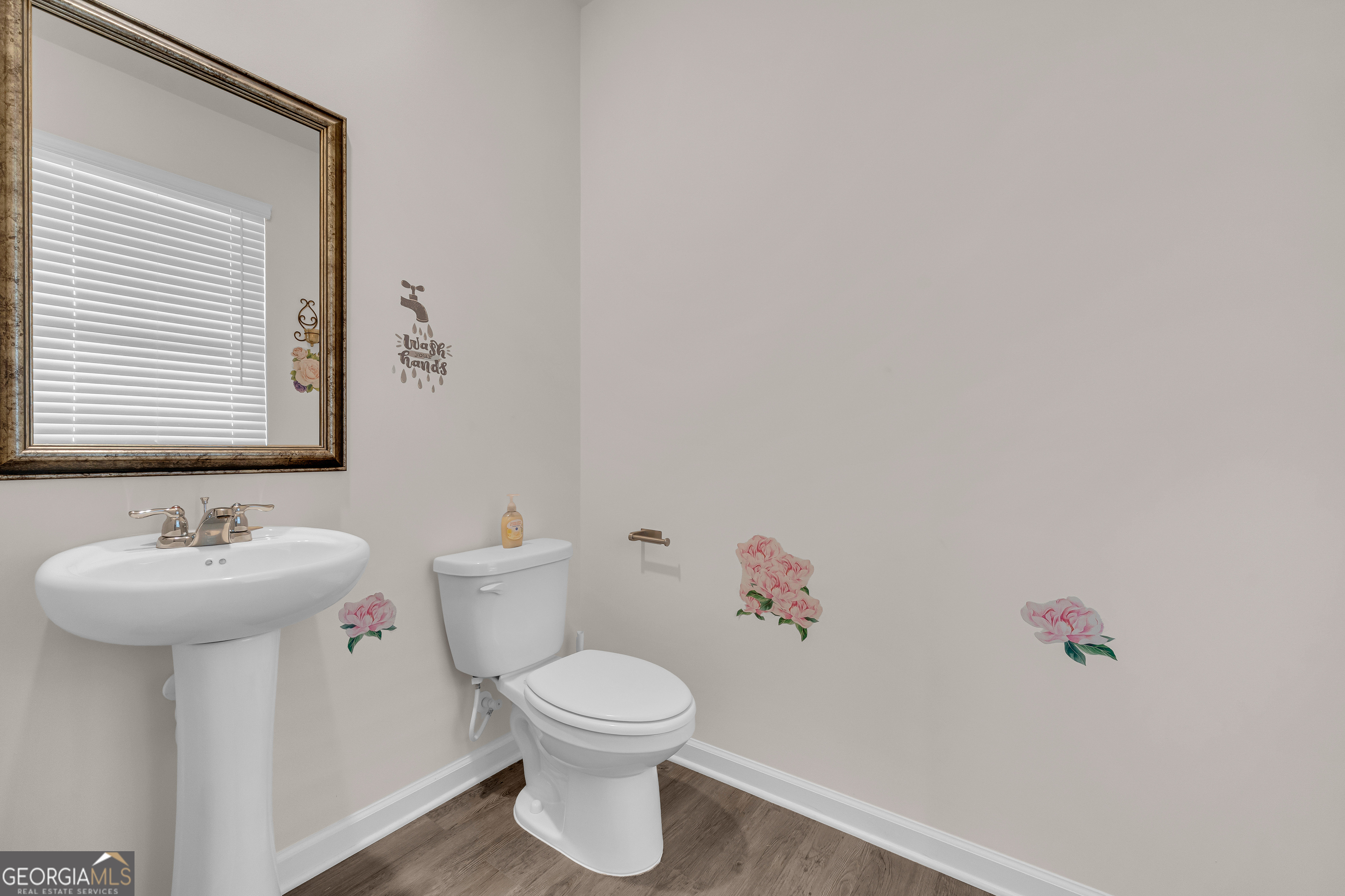 135 Starbuck Parkway Property Photo 6