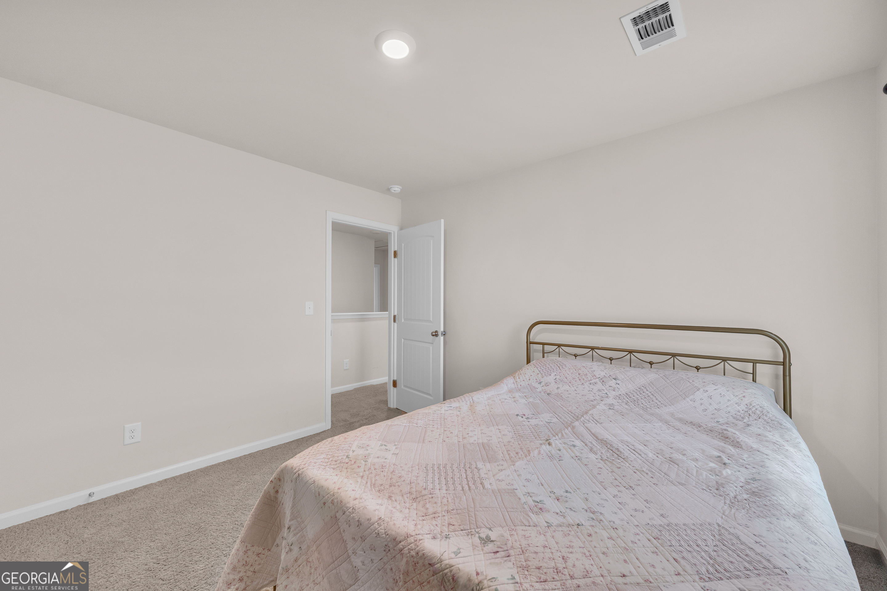 135 Starbuck Parkway Property Photo 40