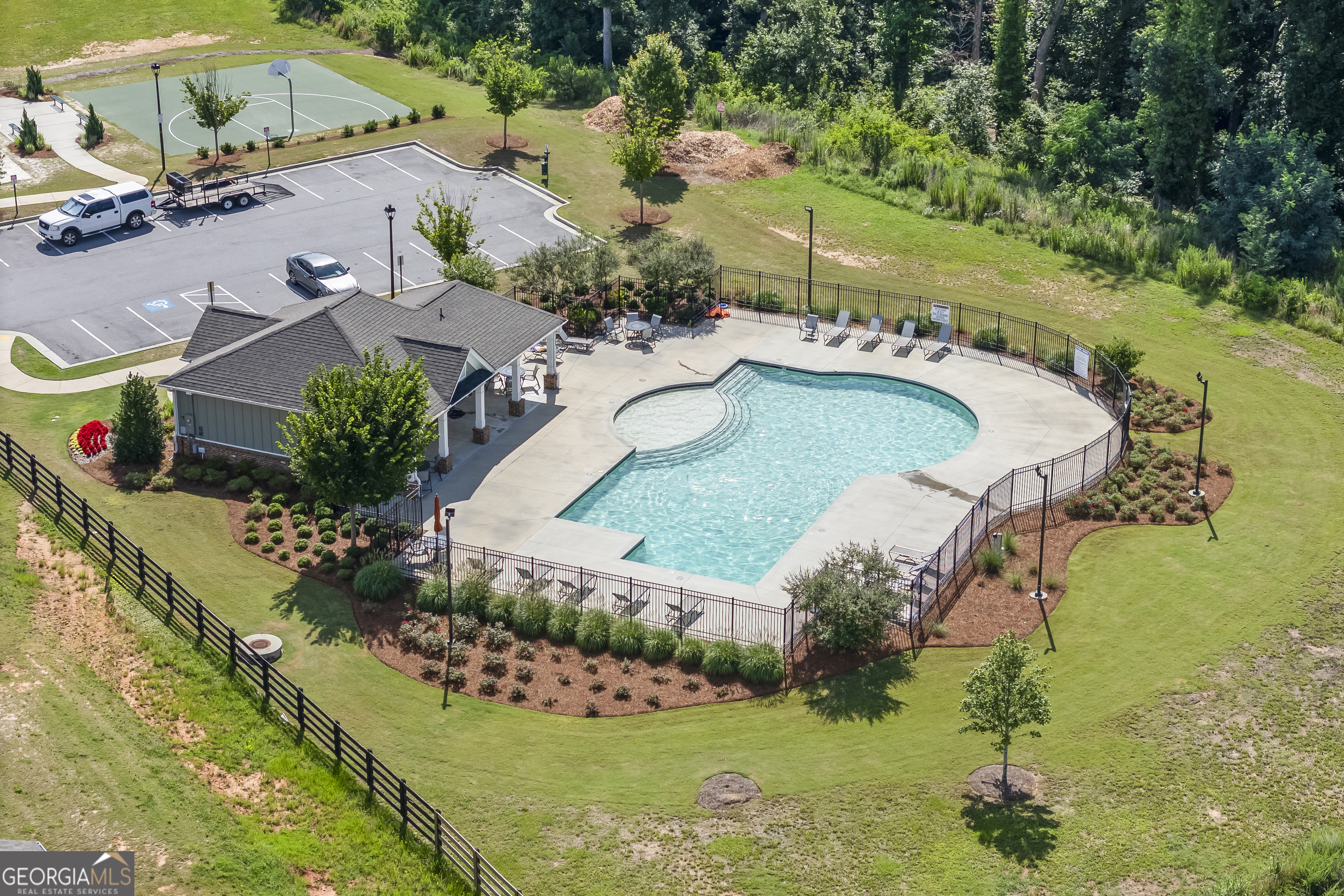 241 Knightsbridge Lane Property Photo 45