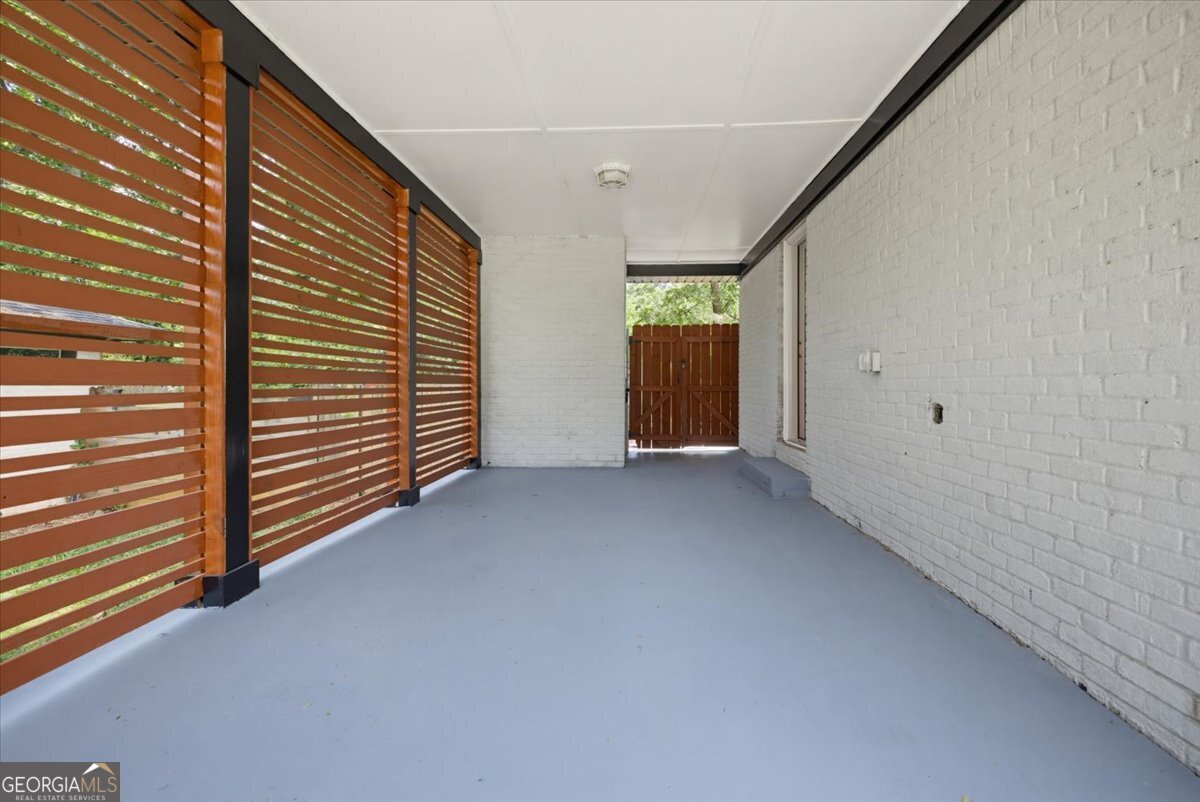 2357 Cranbrooke Drive Property Photo 2