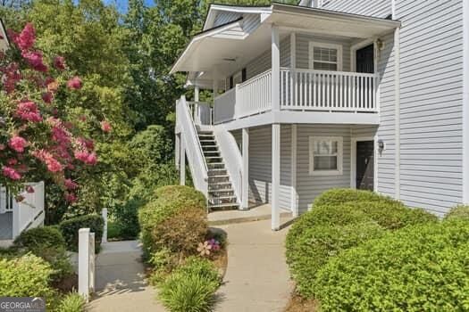 2698 Suwanee Way Property Photo 6