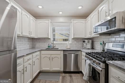 2698 Suwanee Way Property Photo 14