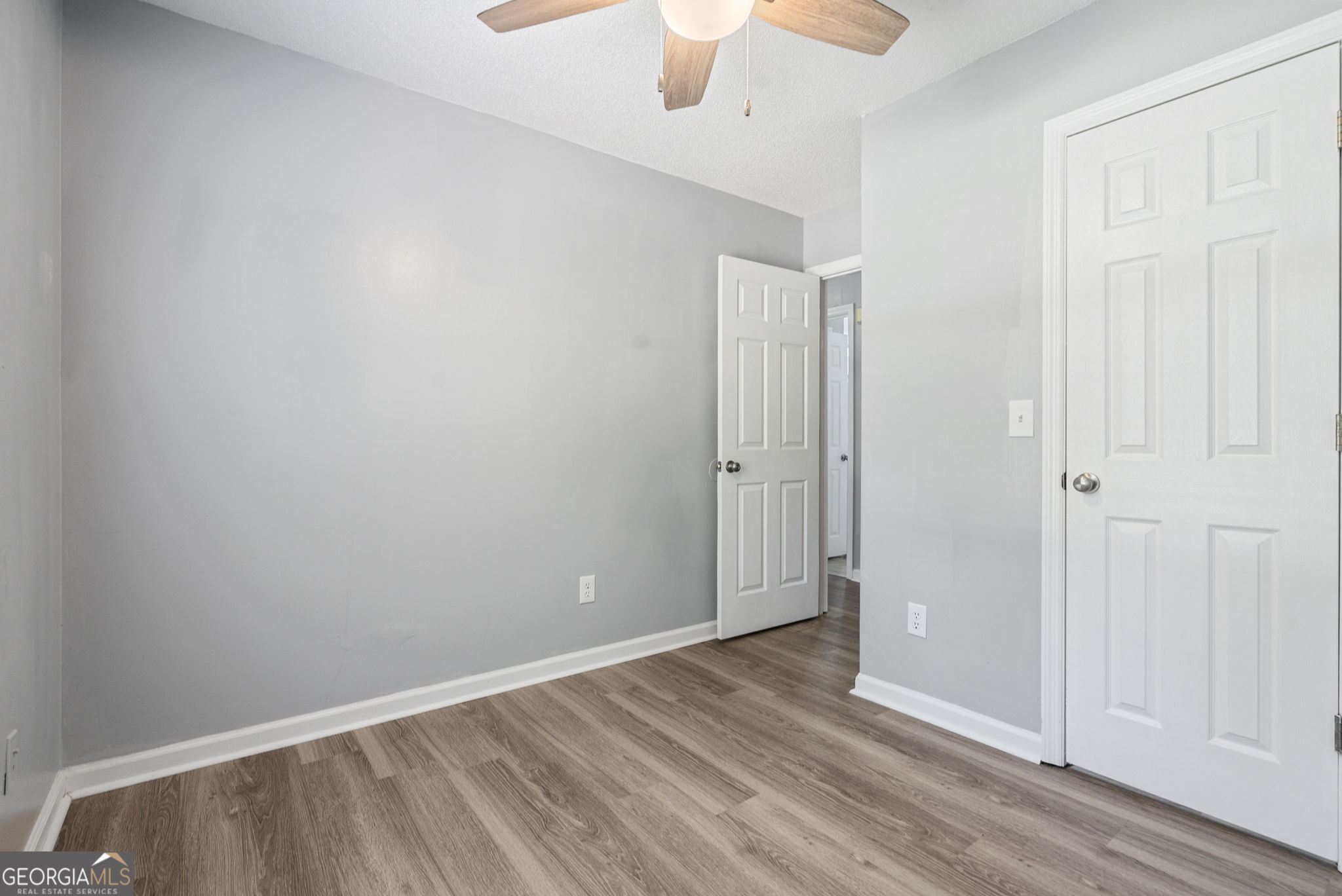 1209 N Hampton Drive Property Photo 18