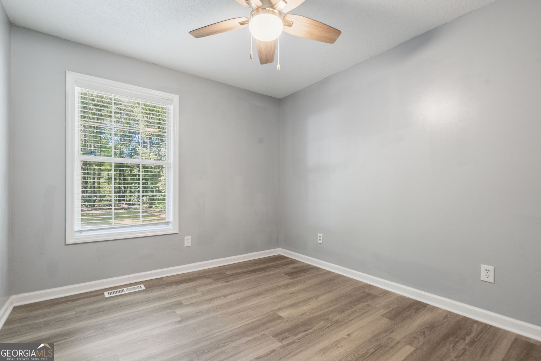1209 N Hampton Drive Property Photo 20