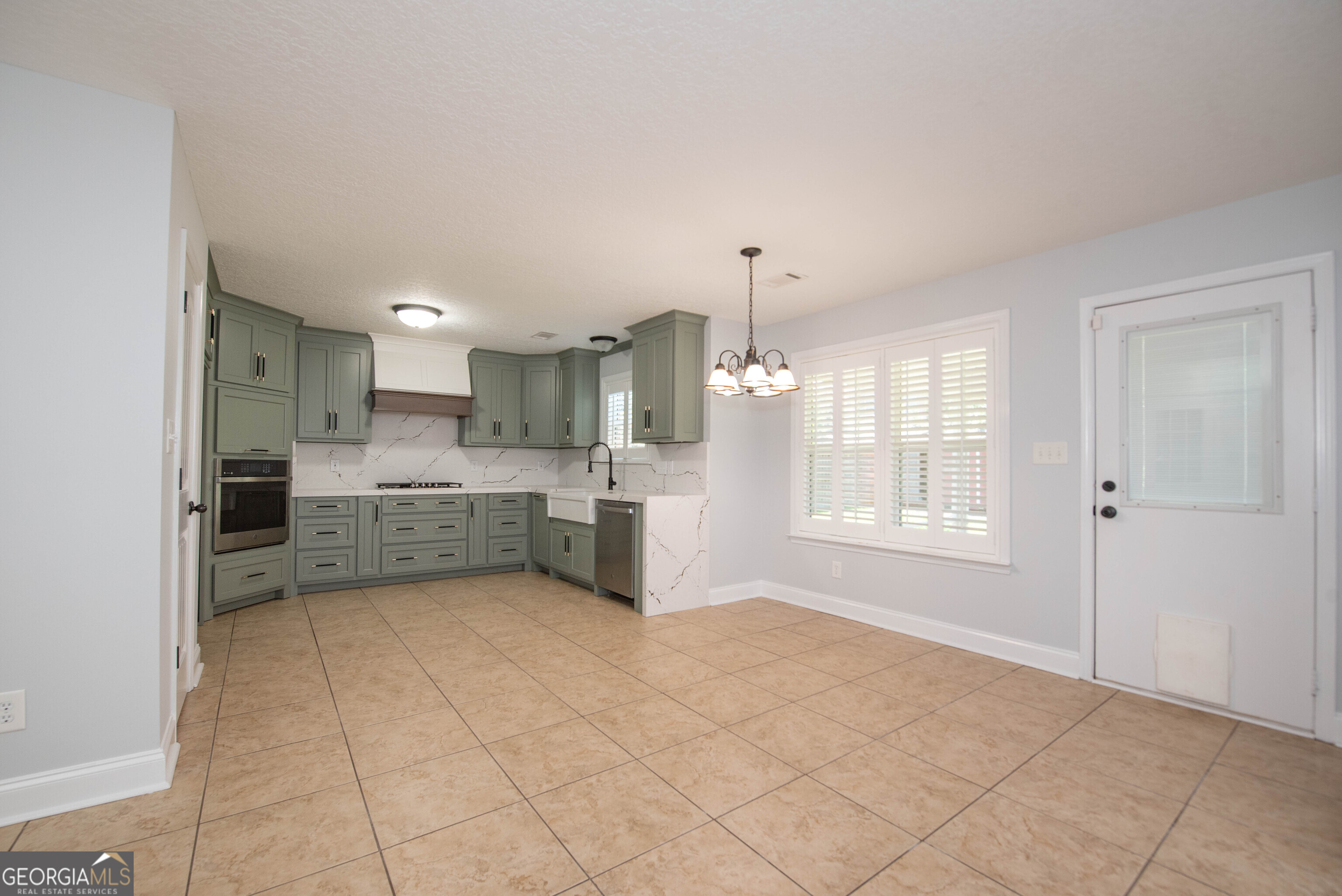 202 Northumberland Way Property Photo 17