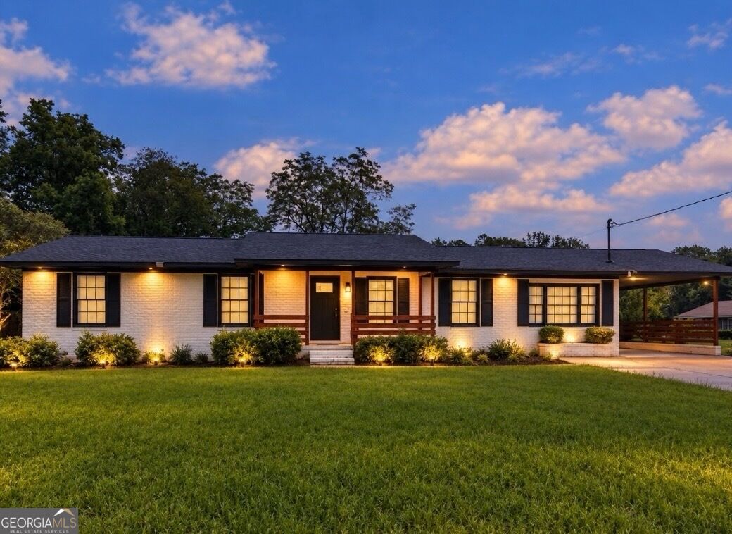 3103 Stratford Drive