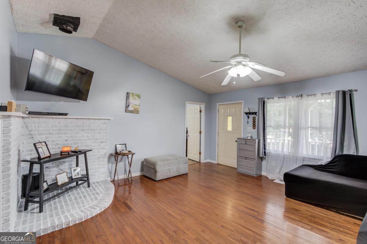 3305 Ladd Drive Property Photo 8