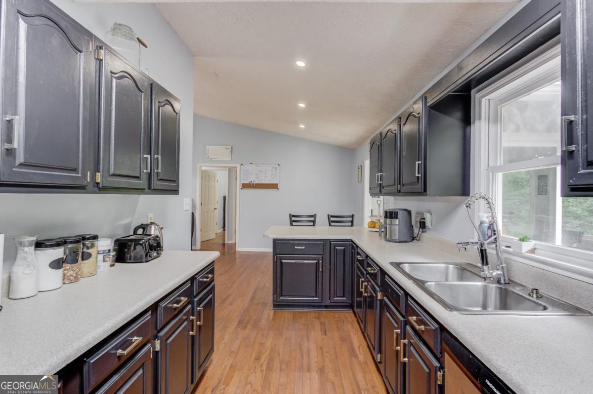 3305 Ladd Drive Property Photo 12