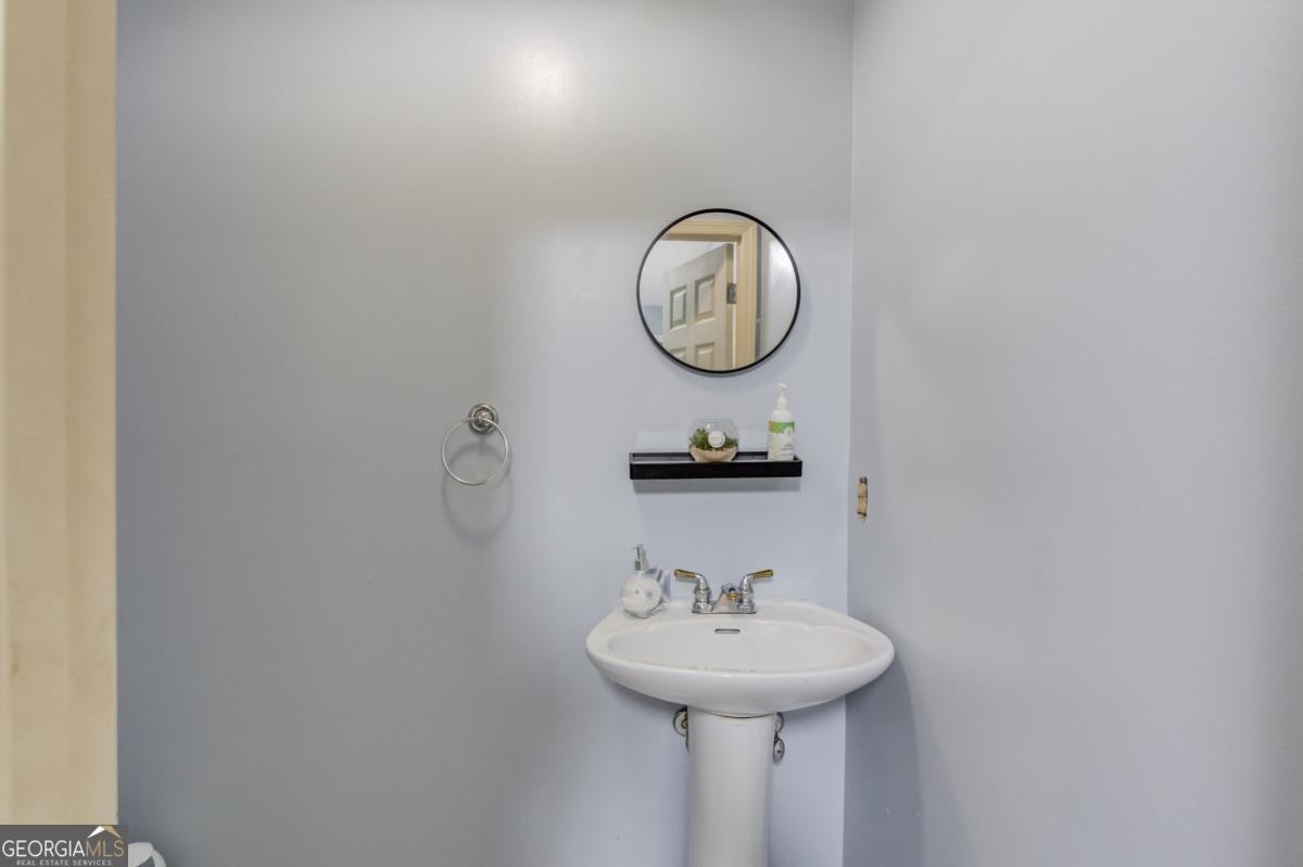 3305 Ladd Drive Property Photo 15
